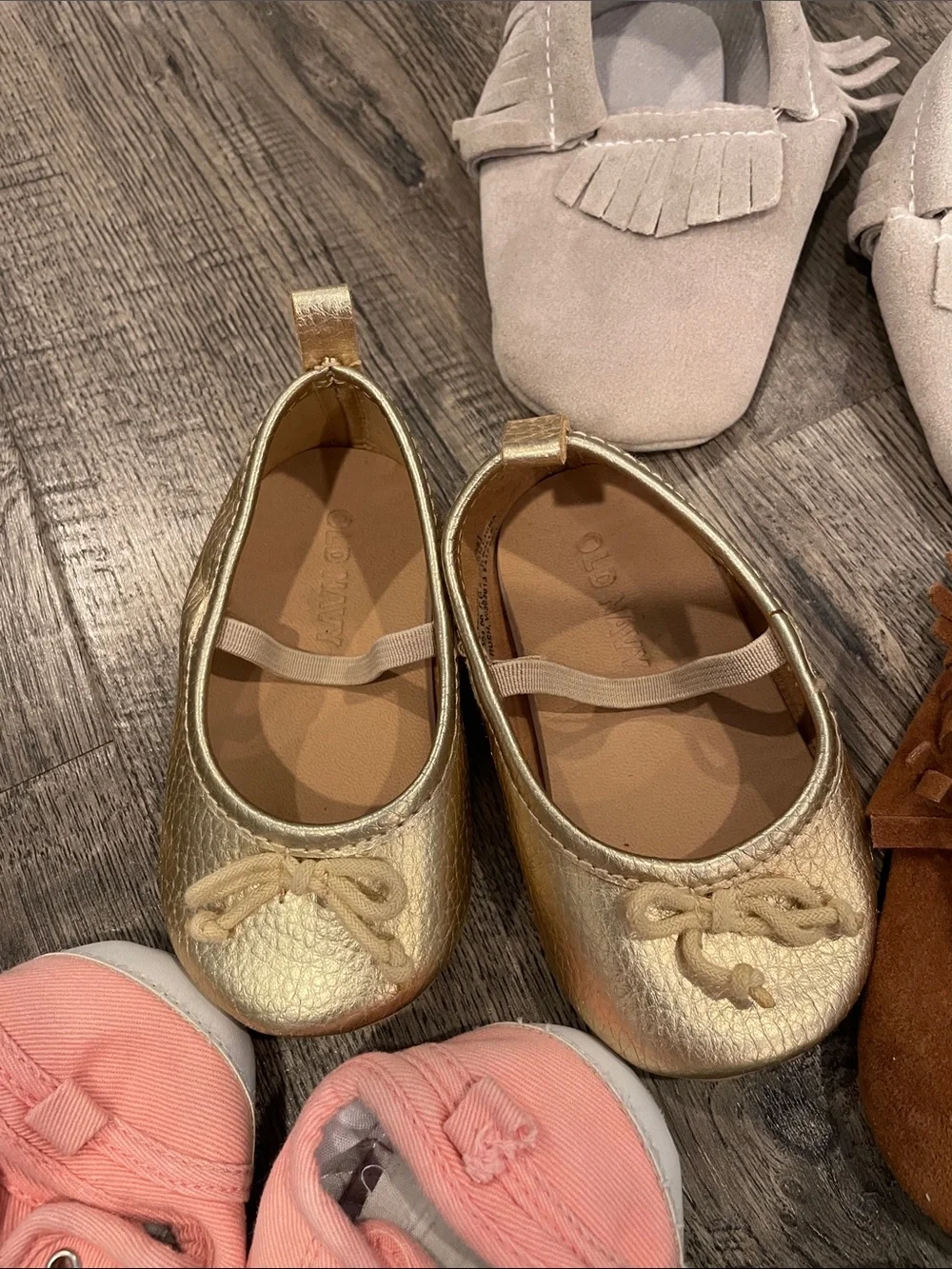 Assorted baby crib Shoes size 1